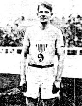 Der Olympianeunte Charles Bacon, vier Jahre später Olympiasieger über 400 Meter Hürden
