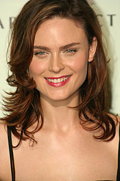 175px-Emily_Deschanel_Farm_Sancutary_Gala_2006_01.jpg