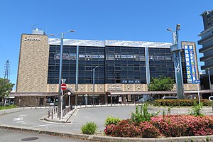 交野市站 車站大廈（2020年6月）