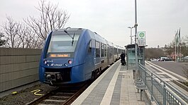 Vlexx-Zug im Haltepunkt Kirchheimbolanden, 2016