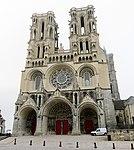 Västfasaden på Notre-Dame i Laon