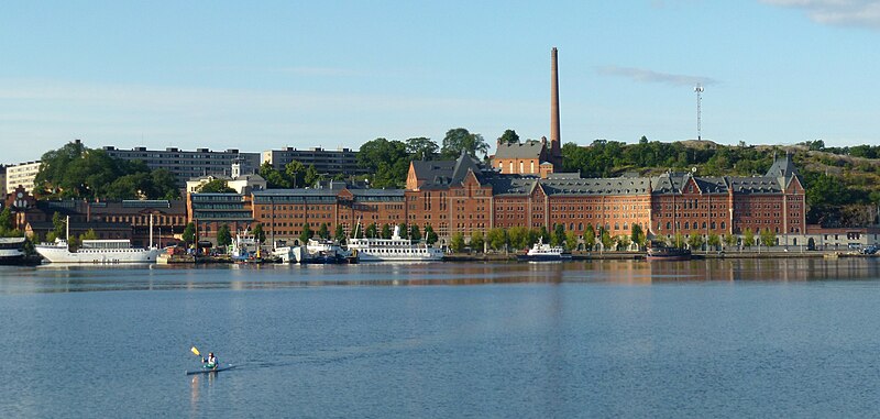 Münchenbryggeriet vy över Riddarfjärden från Stockholms stadshus en tidig morgon i juli 2012.