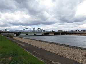 新淀川大橋（全景）