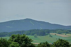 Nejvyšší vrchol Sternstein ze Schenkenfeldenu