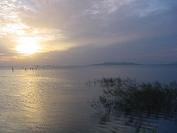 Taihu Lake Suzhou.jpg