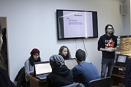 User:Ladsgroup is having a workshop on Wikidata for Armenian wiki community