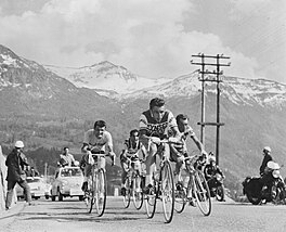 Jacques Anquetil, Charly Gaul, Gastone Nencini en Jos Hoevenaars yn de wedstriid.
