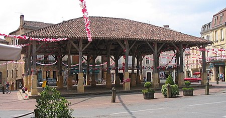 Belvès Mercado cubierto