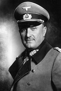 Karl Becker jako General der Artillerie na fotografii z března roku 1937.