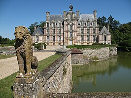 Château de Beaumesnil in Beauesnil (in de voormalige gemeente Goutières)