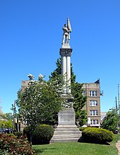 War monument; north Elizabeth Elizabeth soldier monument jeh.JPG