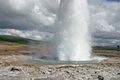 Geyser: quando la falda incontra rocce molto calde tali da formare vapore si può formare un geyser (misto di acqua bollente e vapore)