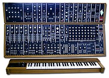 Moog Modular 55 img2.jpg