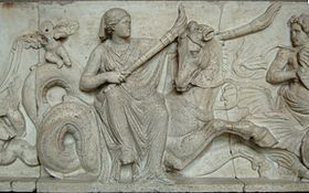 Doris riding an hippocamp and carrying two torches to light the wedding cortege of Poseidon and Amphitrite, base of a sculpted group, end 2nd century BC, Munich Glyptothek museum (Inv. 239).