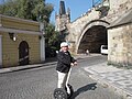 Segway og Karlsbroen i Prag