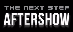 Логотип, используемый для The Next Step Aftershow, с использованием основного логотипа, а также слова «Aftershow» с белой тенью.