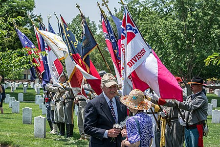 Confederate Memorial Day en Arlington National Cemetery e 2014]]