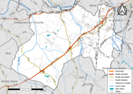 Carte en couleur présentant le réseau hydrographique de la commune