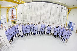 SAR antenna of the SAOCOM satellites. Antena SAR SAOCOM1A en sala limpia LIE CETT CONAE Nov 2017.jpg