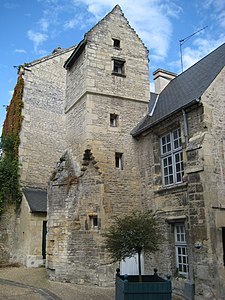 Convento de la Visitación de Caen, casa del granadero. Voladizo.