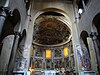 Interior de la basílica