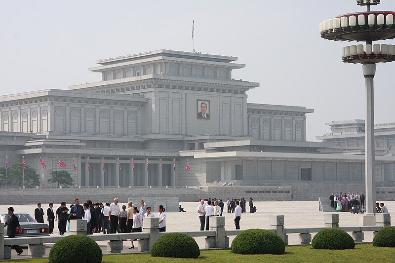 File:Kumsusan Memorial Palace, Pyongyang.jpg