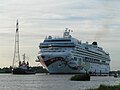 Schiffsüberführung auf der Ems bei Mitling-Mark, Kreuzfahrtschiff „Norwegian Jewel“