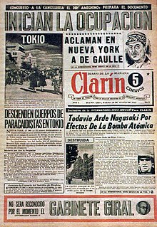 Primera edición del diario argentino Clarín.jpg