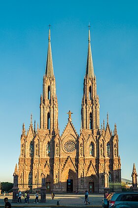 Façade de la cathédrale.