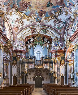 Órgão da igreja da abadia de Wilhering, Alta Áustria. O órgão foi construído em 1884 por Leopold Breinbauer (definição 6 428 × 7 811)