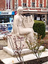 保羅·德魯奧雕像