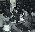 1964-03 1964年 市民購買毛澤東詩詞