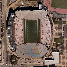 Aerial view of Stadium Memorial, Lincoln.jpg