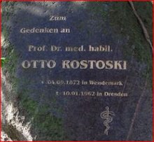 Ausschnitt Gedenkstein Ostto Rostoski, Wendemark