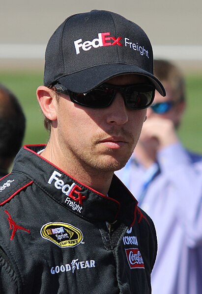 File:Denny Hamlin at Las Vegas 2012.jpg