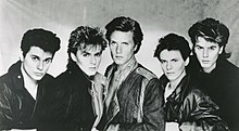 Le Bon (centre), with Duran Duran, 1983 Duran Duran 1983.jpg