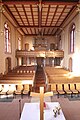 Schiff der ev. Kirche zu Kinzenbach mit Empore und Weller-Orgel