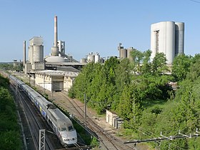 TGV apud stacidomo La Couronne