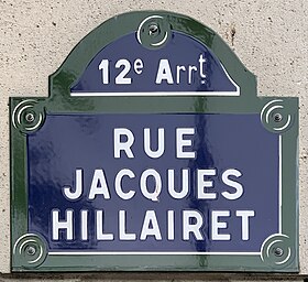 Voir la plaque.