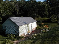 Tomahawk Springhouse