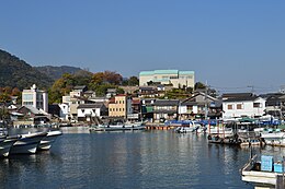 港からの遠景