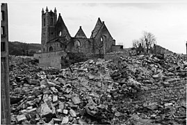 View of the ruins of the old church (1940)