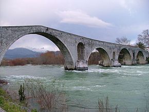 Podul peste râul Arachtos