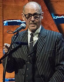 Andy Fairweather Low (17067293038) (cropped).jpg