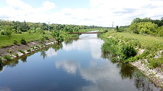Donets–Donbass-kanavaa Tšasiv Jarin pohjoispuolella.