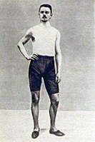 Frantz Reichel, auch ein erfolgreicher Rugby-Spieler und über 400 Meter vier Tage zuvor im Vorlauf ausgeschieden, trat zum Finale nicht an