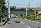 国道302号を介して愛知県道508号と接続