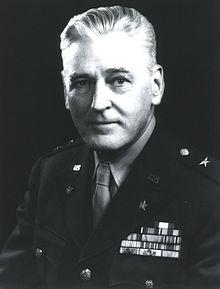 Генерал-майор Ховард МакКрам Снайдер.jpg