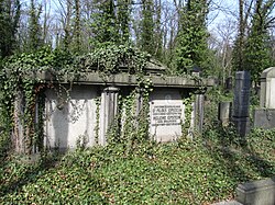 Het graf van kinderarts Alois Epstein.