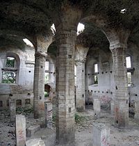 Ruina synagogi w Ostrohu (Ukraina)
